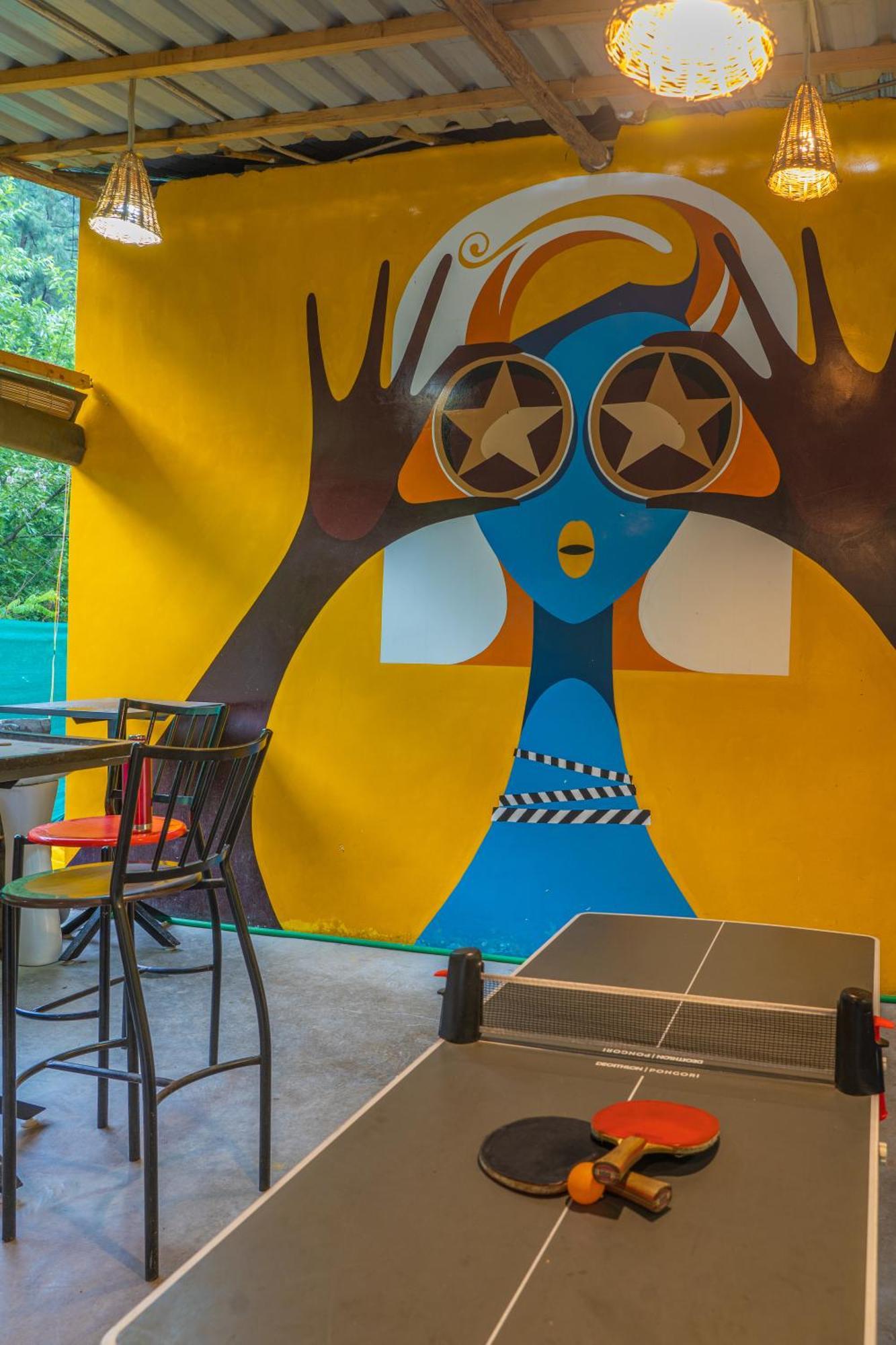 Whoopers Boutique Resort Jibhi Ngoại thất bức ảnh