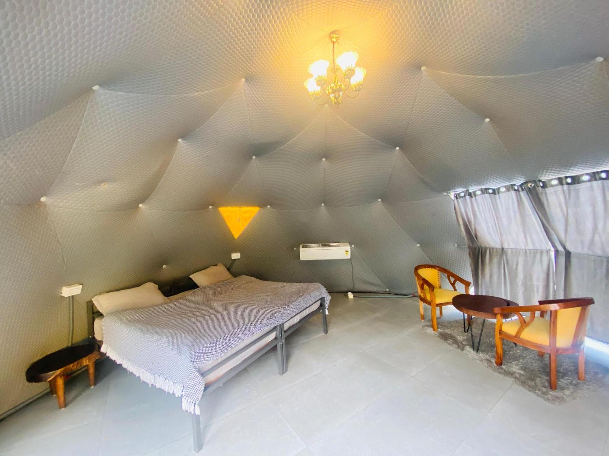 Whoopers Boutique Resort Jibhi Ngoại thất bức ảnh