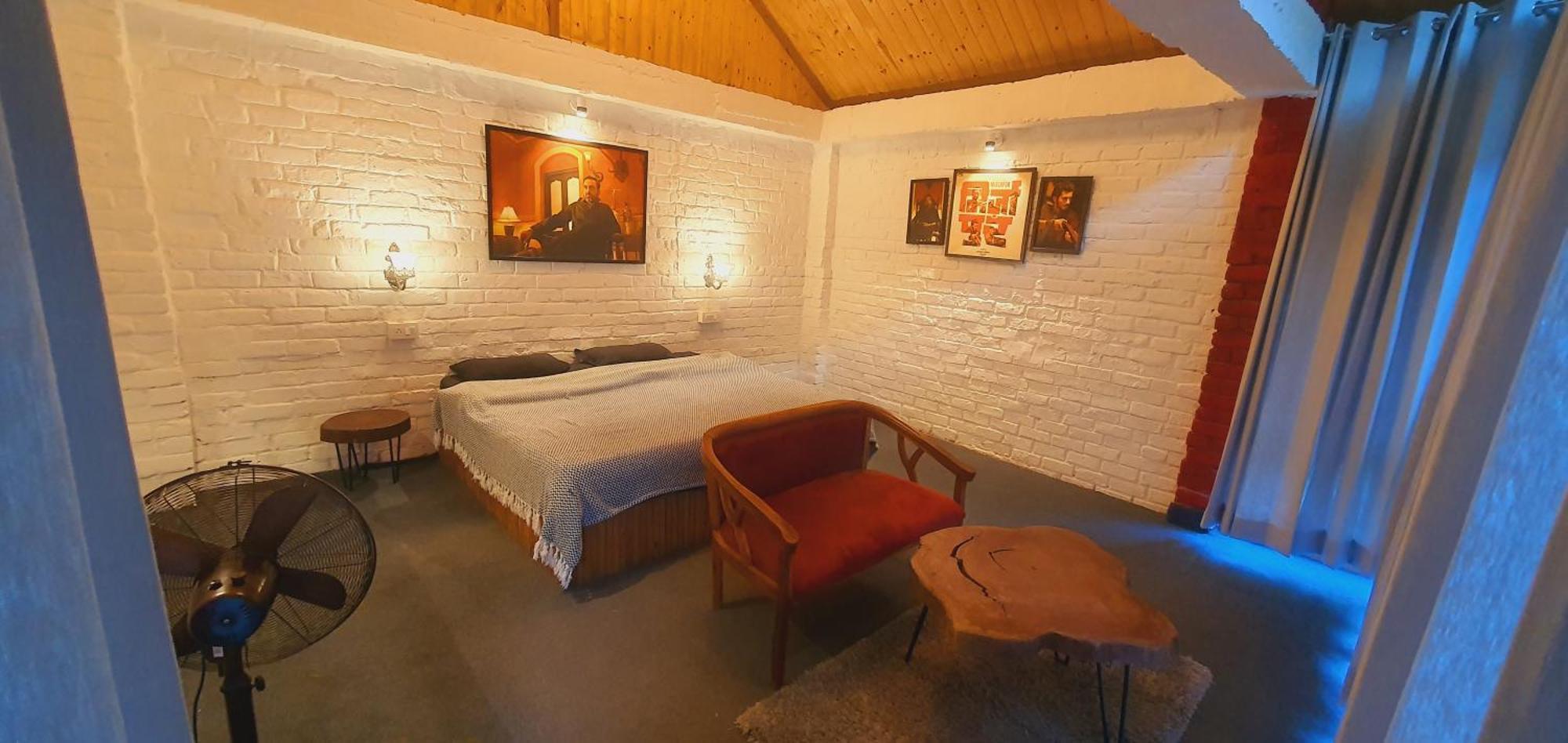 Whoopers Boutique Resort Jibhi Ngoại thất bức ảnh